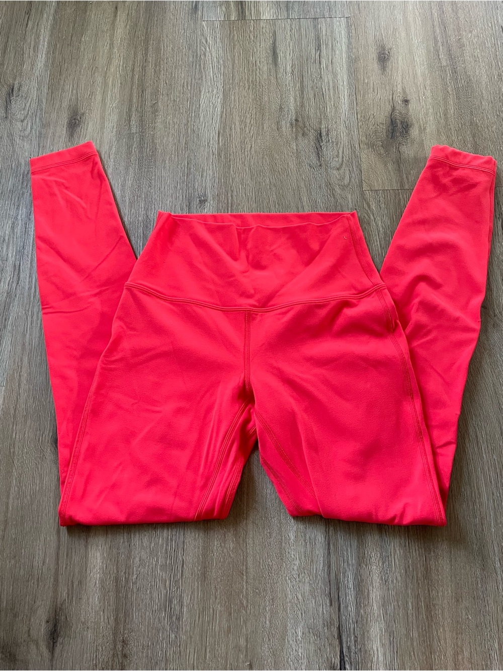 Lululemon leggings size 6